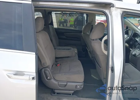 2011 Honda Odyssey Ex z USA, uszkodzony, nr VIN 5FNRL5H47BB082302